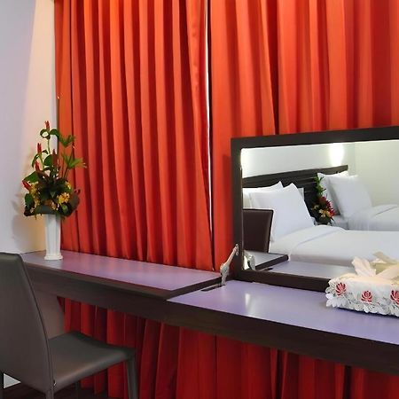 The Color Hotel Hat Yai Exterior photo
