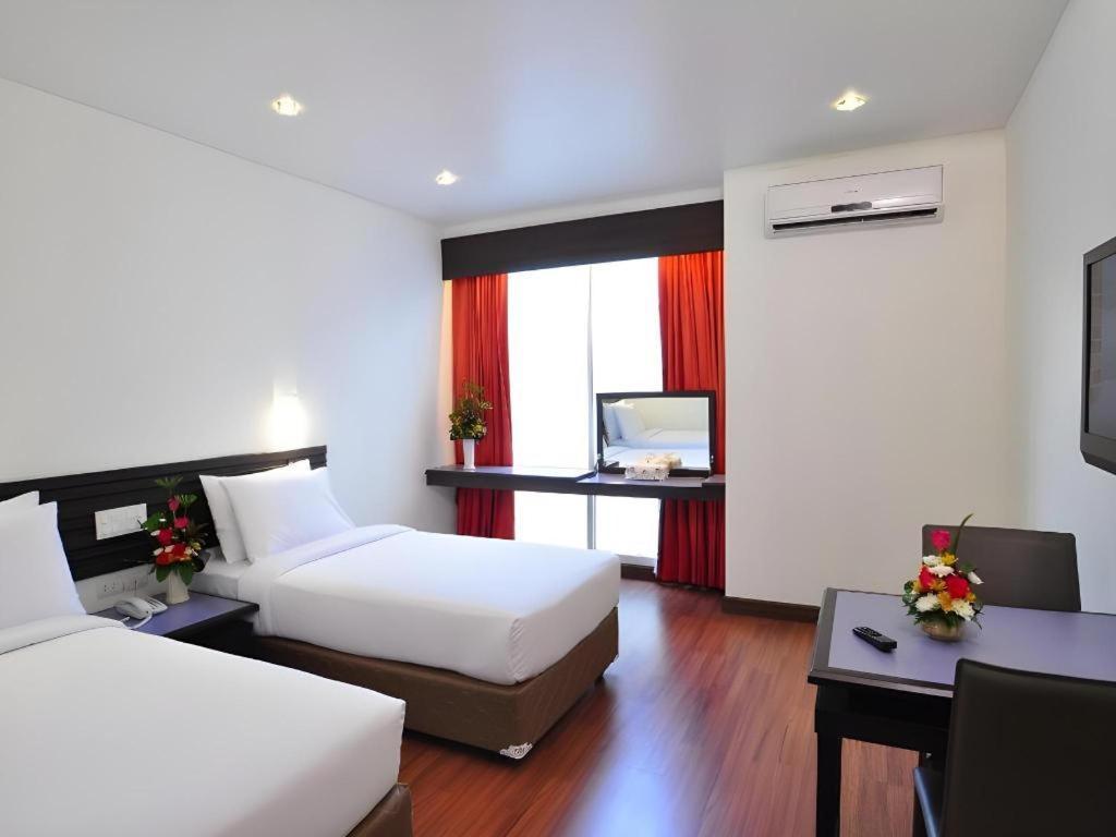 The Color Hotel Hat Yai Exterior photo